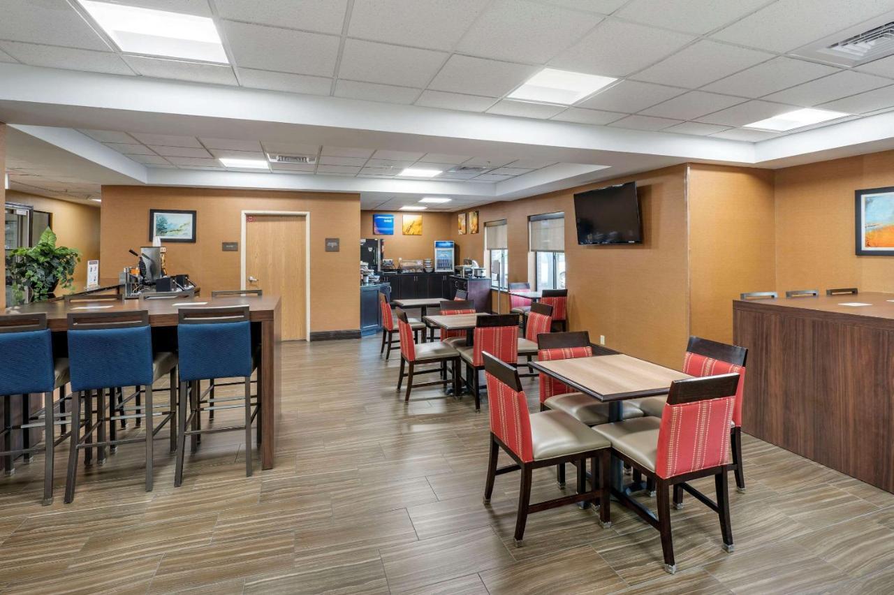 Comfort East Inn