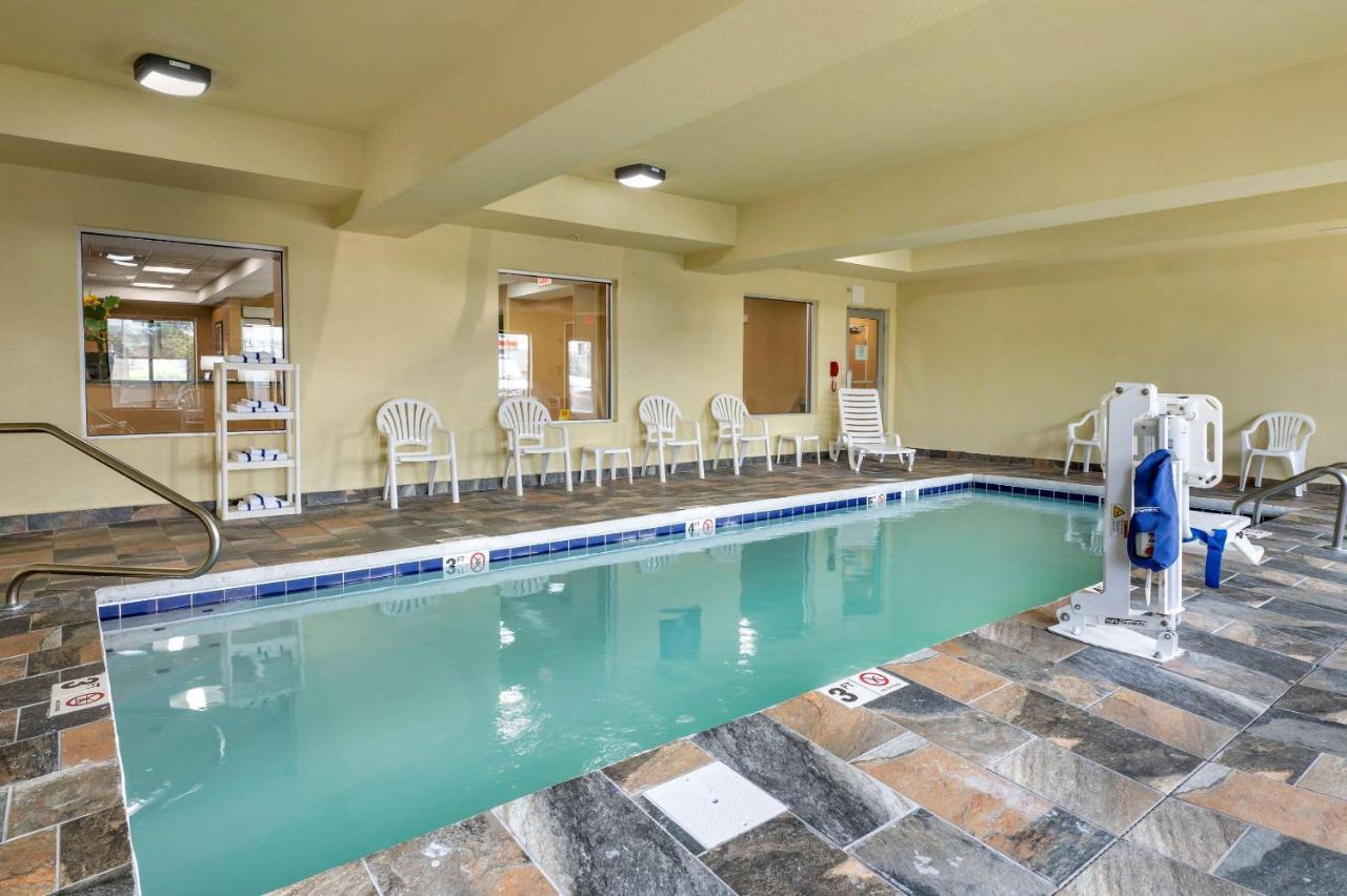 Comfort East 2* Indianapolis
