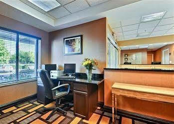 Inn Comfort East
