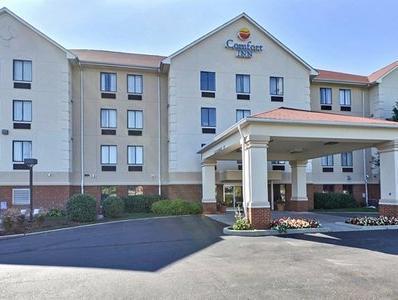Comfort East Inn