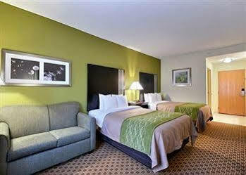 Estalagem Comfort East 2*
